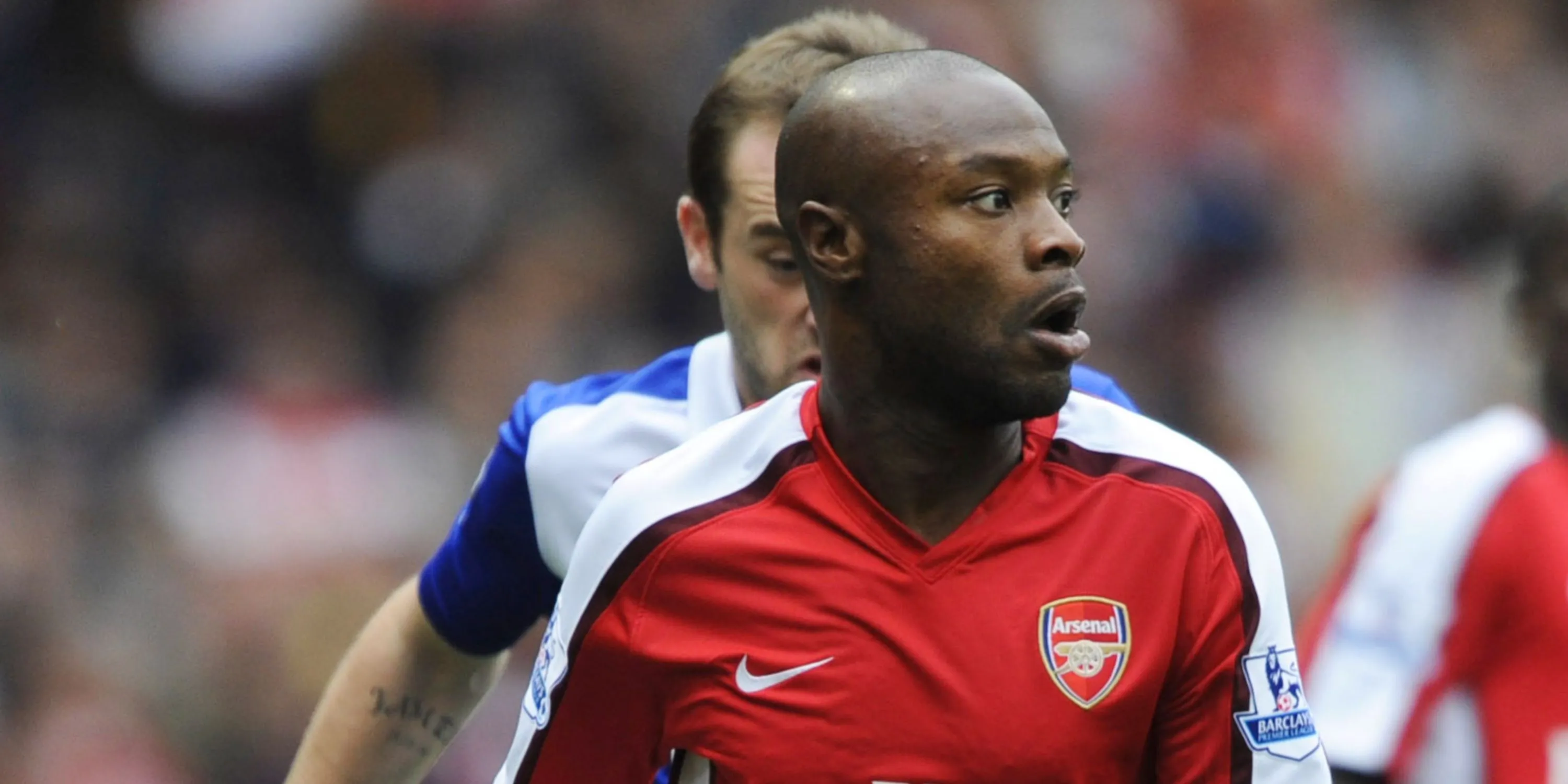 Đội trưởng Arsenal William Gallas tỏ ra thất vọng sau trận hòa Birmingham City mùa giải 2007/08 Premier League