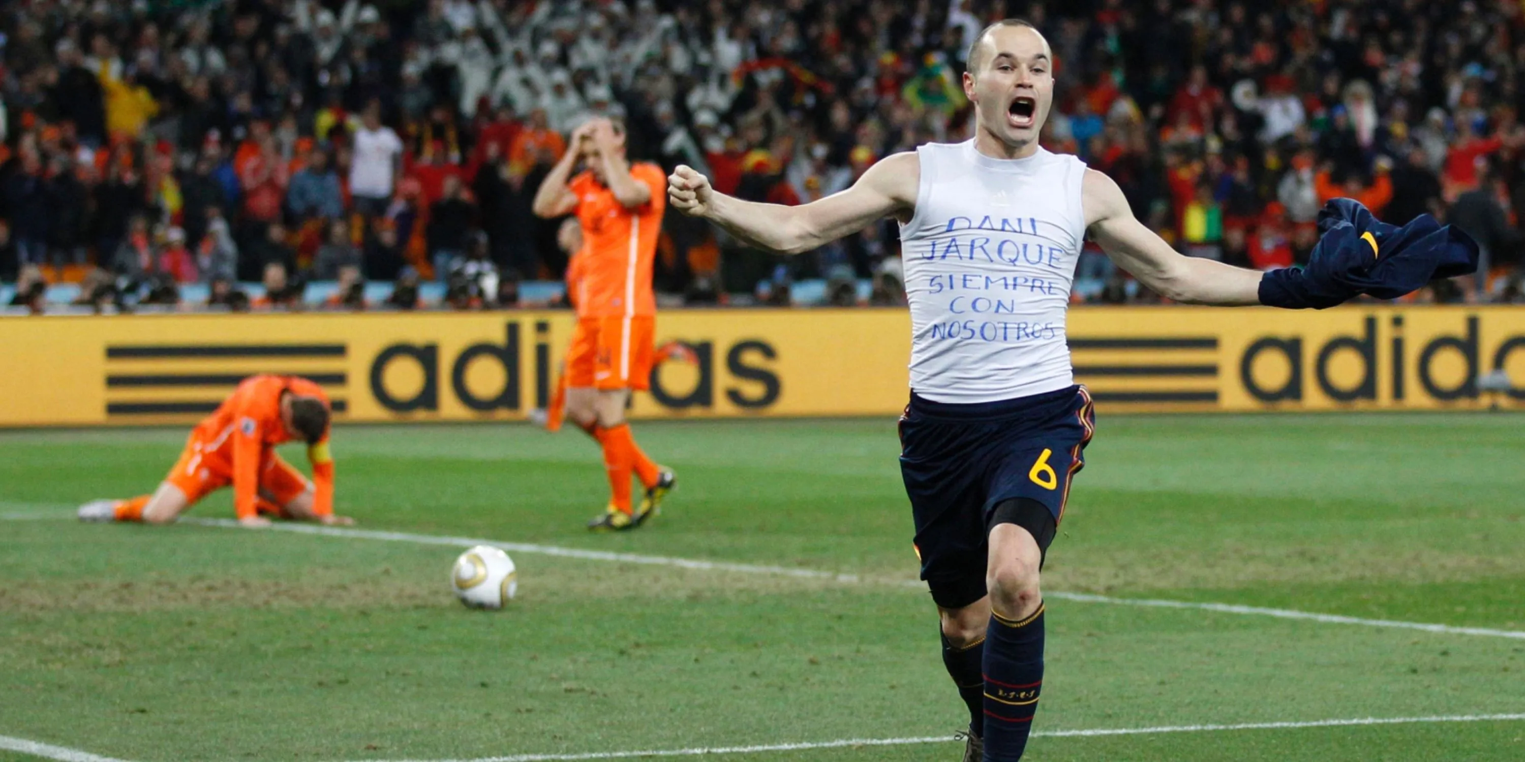 Andres Iniesta, người hùng mang về chức vô địch World Cup đầu tiên cho Tây Ban Nha năm 2010