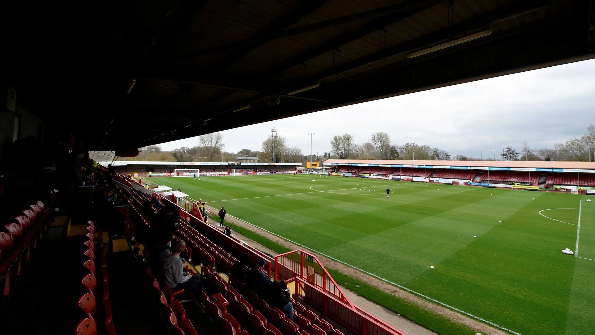 Sân vận động Broadfield Stadium của Crawley Town