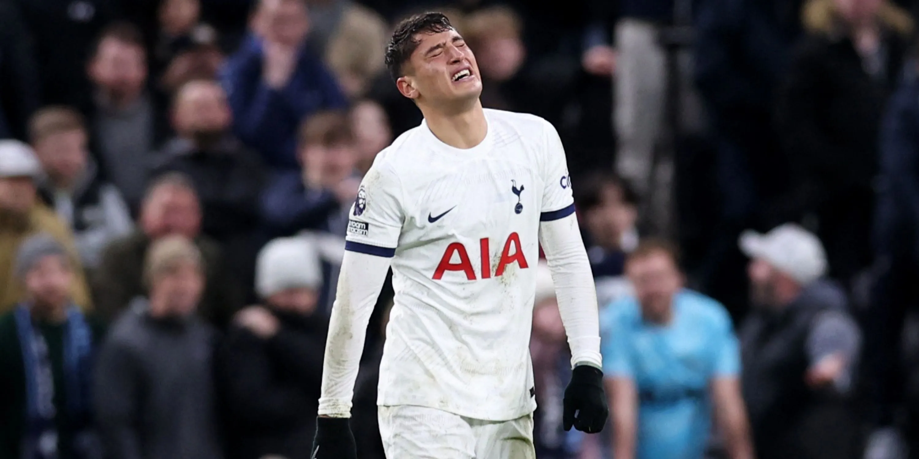 Tiền đạo Alejo Veliz trong màu áo Tottenham Hotspur