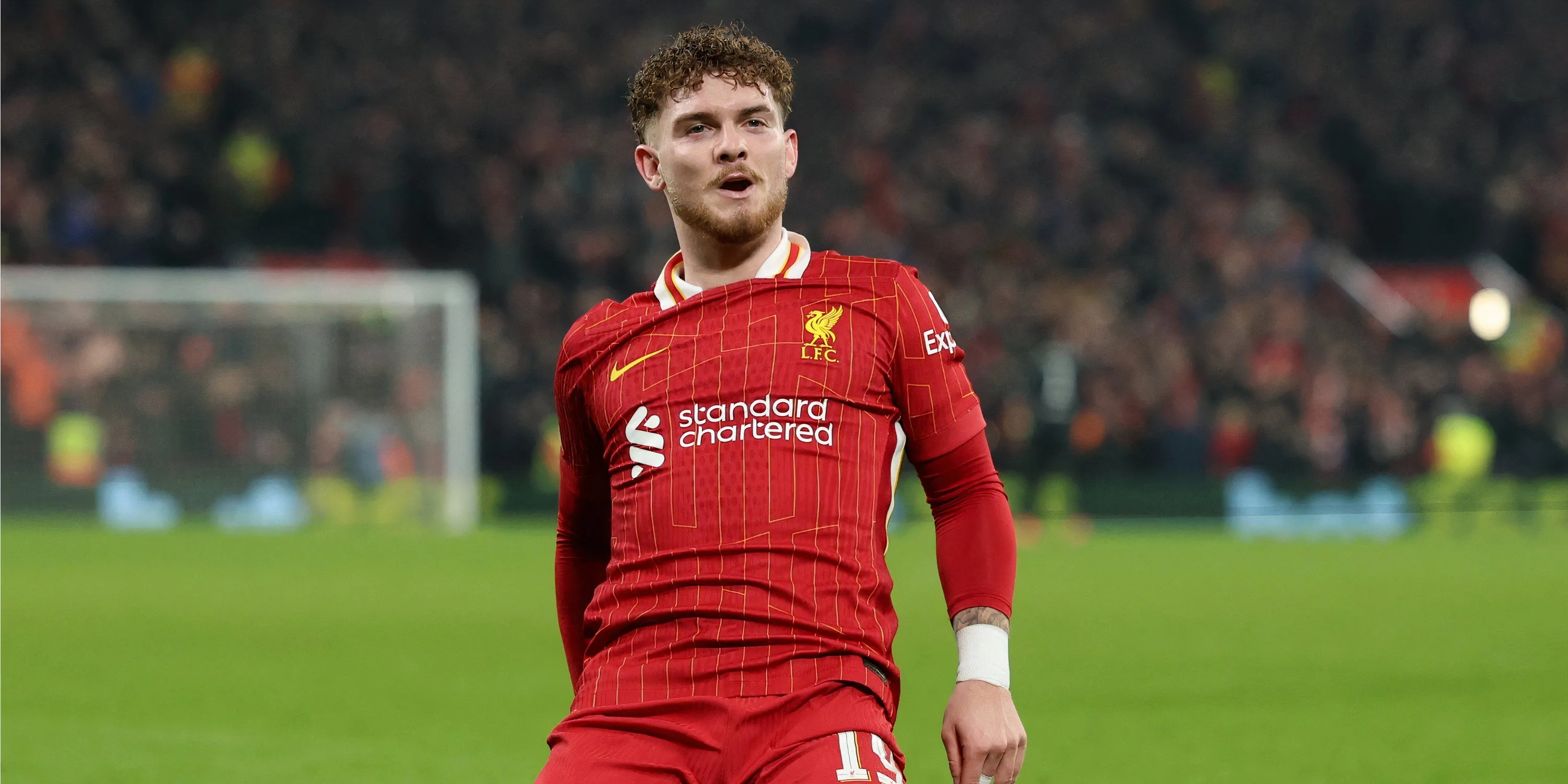Harvey Elliott ăn mừng bàn thắng cho Liverpool