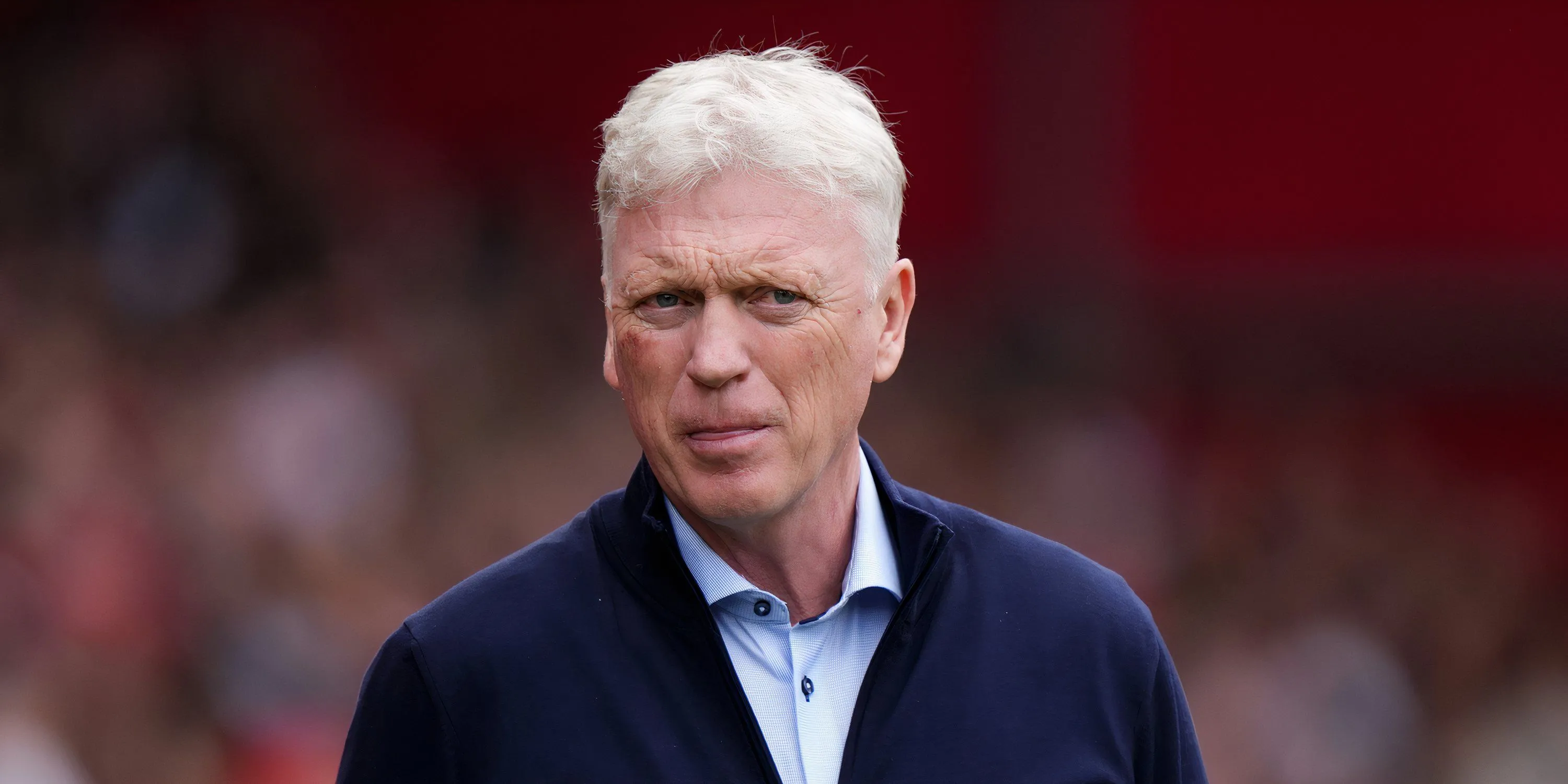 HLV David Moyes của Everton trên sân, người đang tìm kiếm tân binh chất lượng cho đội hình