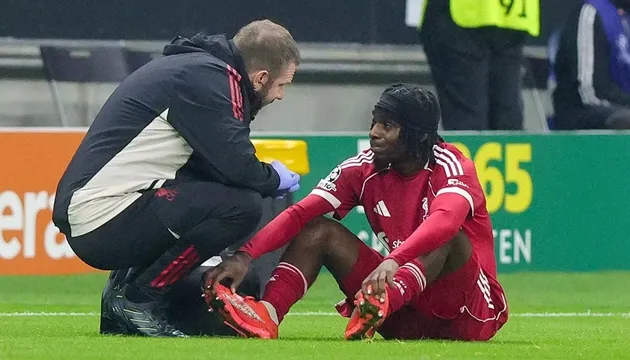 Frimpong vẫn chấn thương, sẽ vắng mặt trước Man City