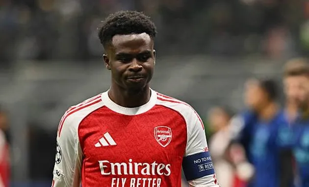 Bukayo Saka thể hiện quyết tâm cao đực thi đấu